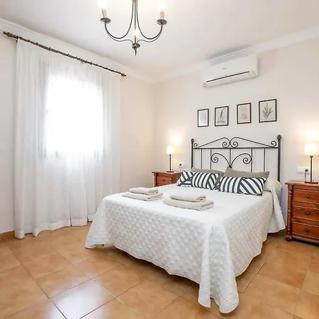 Las Minas Villa Nerja